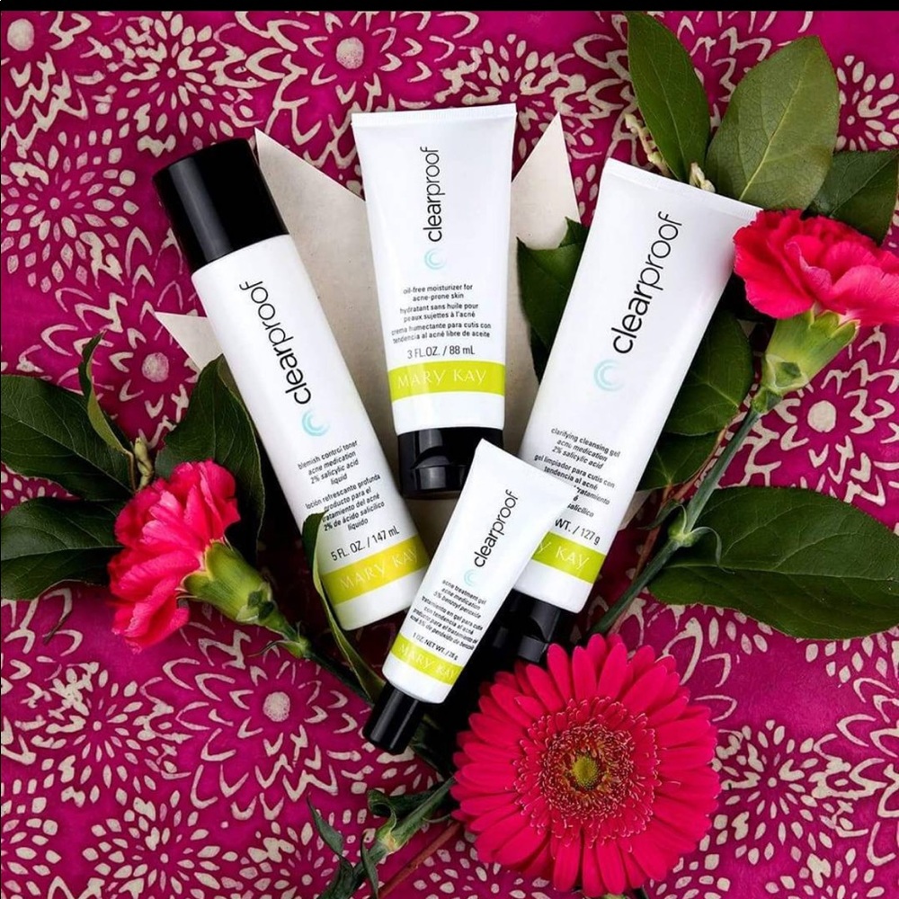 COPY - Clear proof acne set brand new by Mary Kay